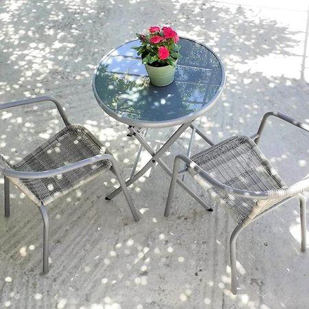 Daphnes Apartments Ratzaklion Экстерьер фото